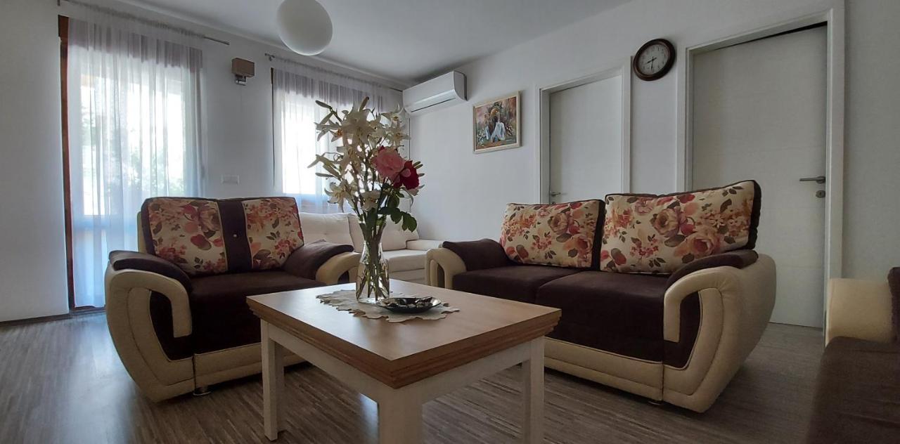 Apartments Kapetanovina Mostar Bagian luar foto