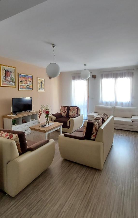 Apartments Kapetanovina Mostar Bagian luar foto
