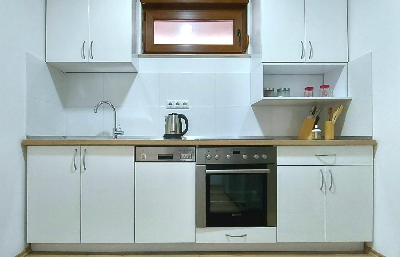 Apartments Kapetanovina Mostar Bagian luar foto